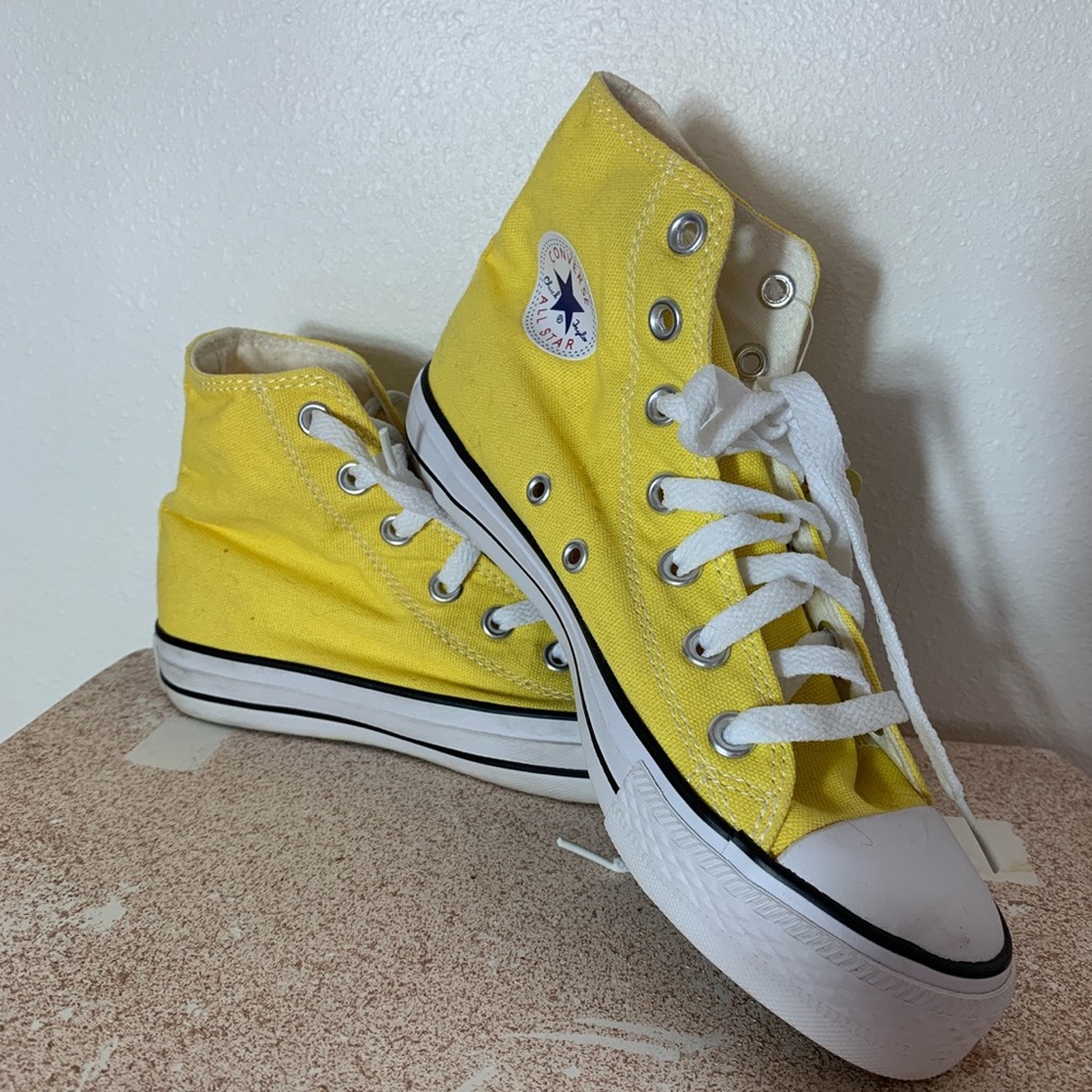 Yellow Chuck Taylor All Star HIGH TOP Converse